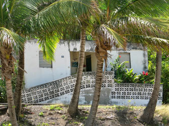 085 plage de la perle.jpg